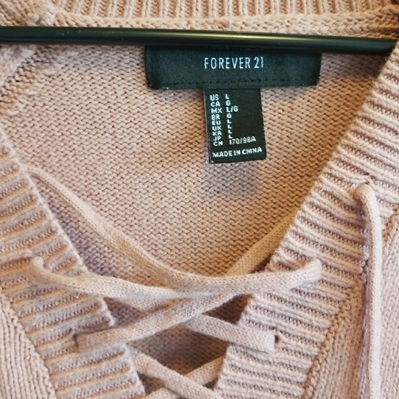 Forever 21 tie up sweater - Picture 2 of 3
